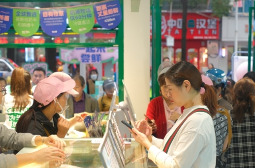 現(xiàn)場(chǎng)人氣照片.png